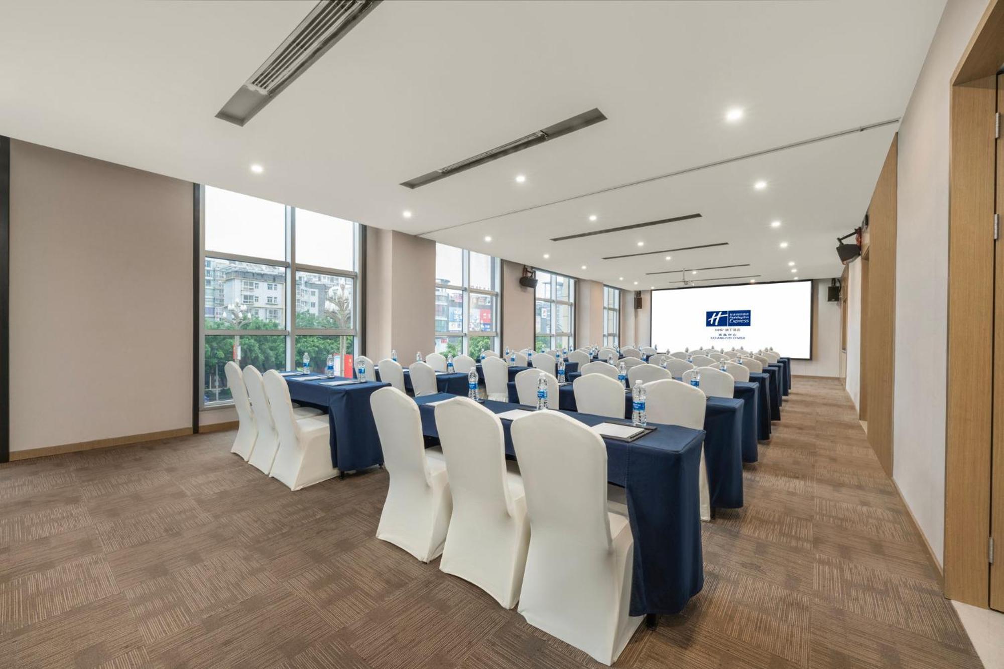 Holiday Inn Express - Xichang City Center By Ihg Exterior foto
