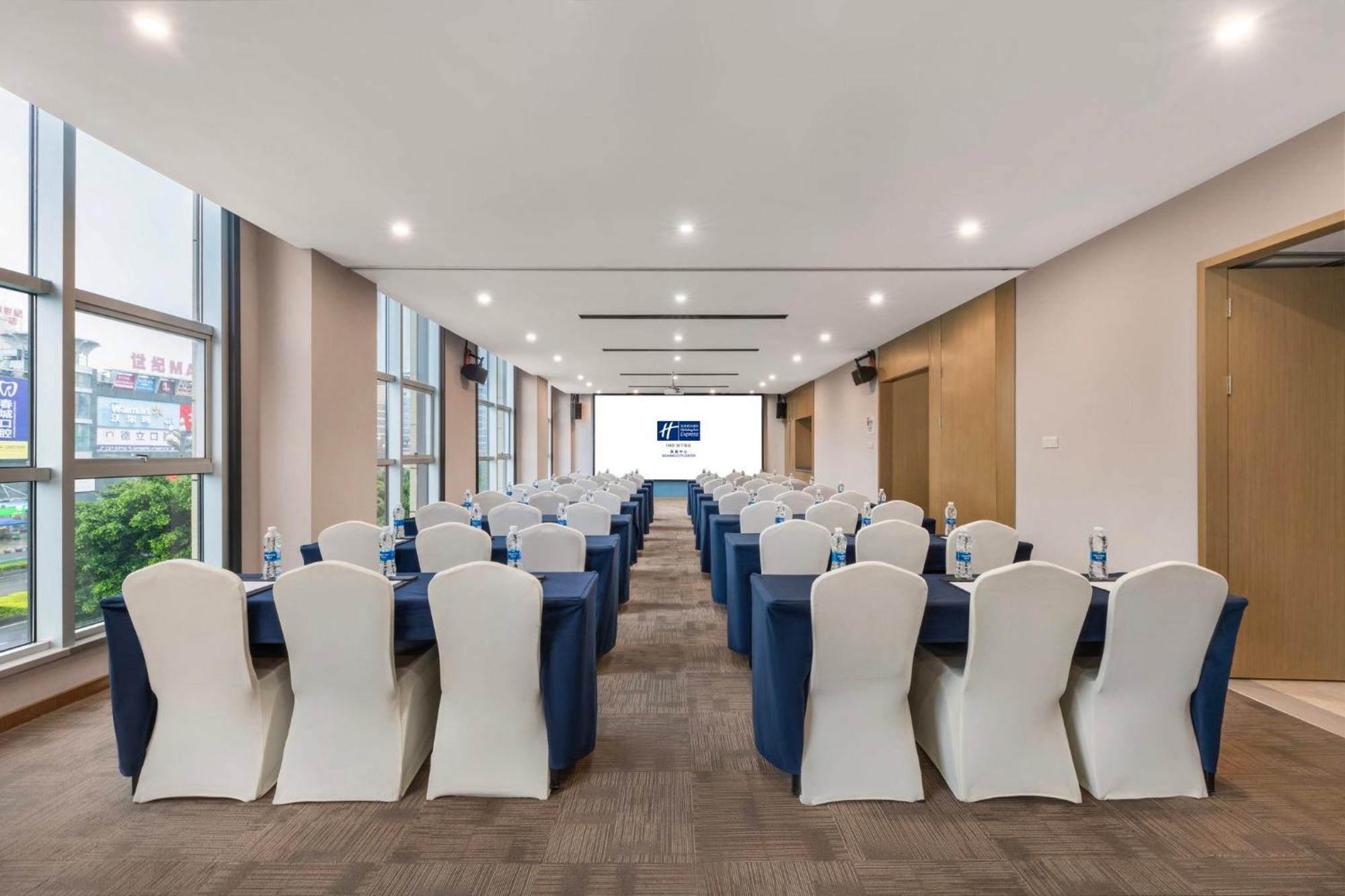Holiday Inn Express - Xichang City Center By Ihg Exterior foto